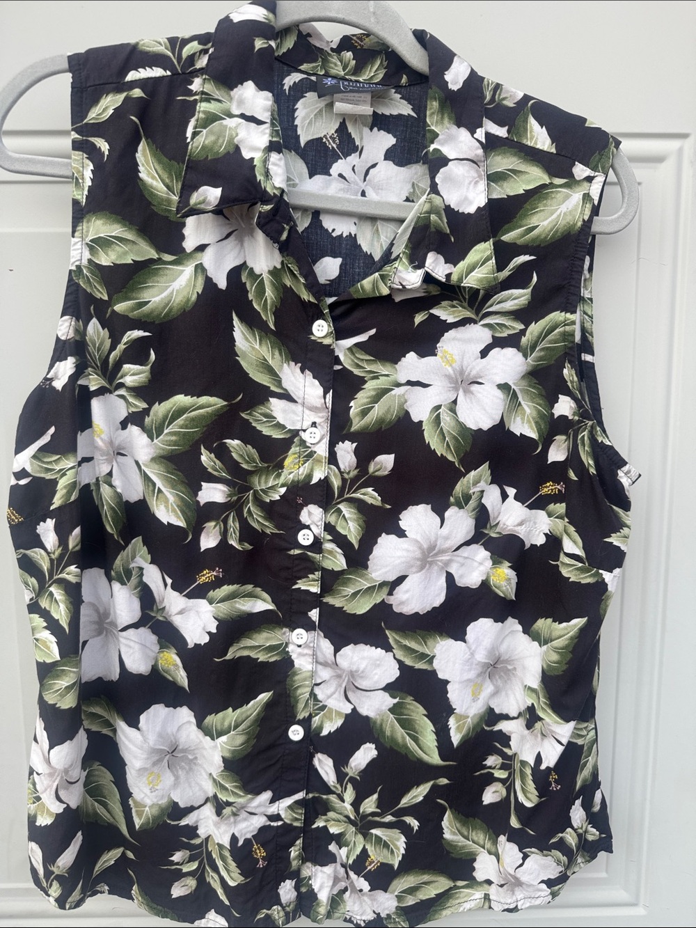 Puanani Sleeveless Black Floral Button-Up Blouse - White & Green